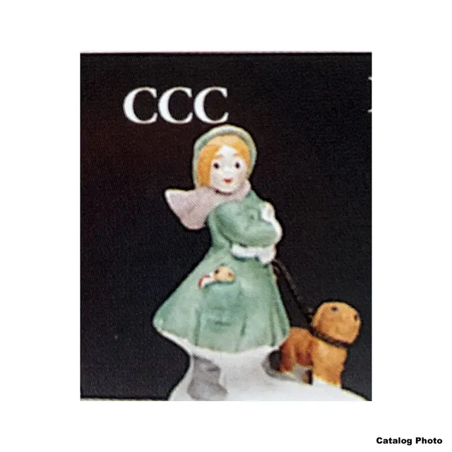 lemax-girl-walking-dog-figurine-village-de-no-l image 1
