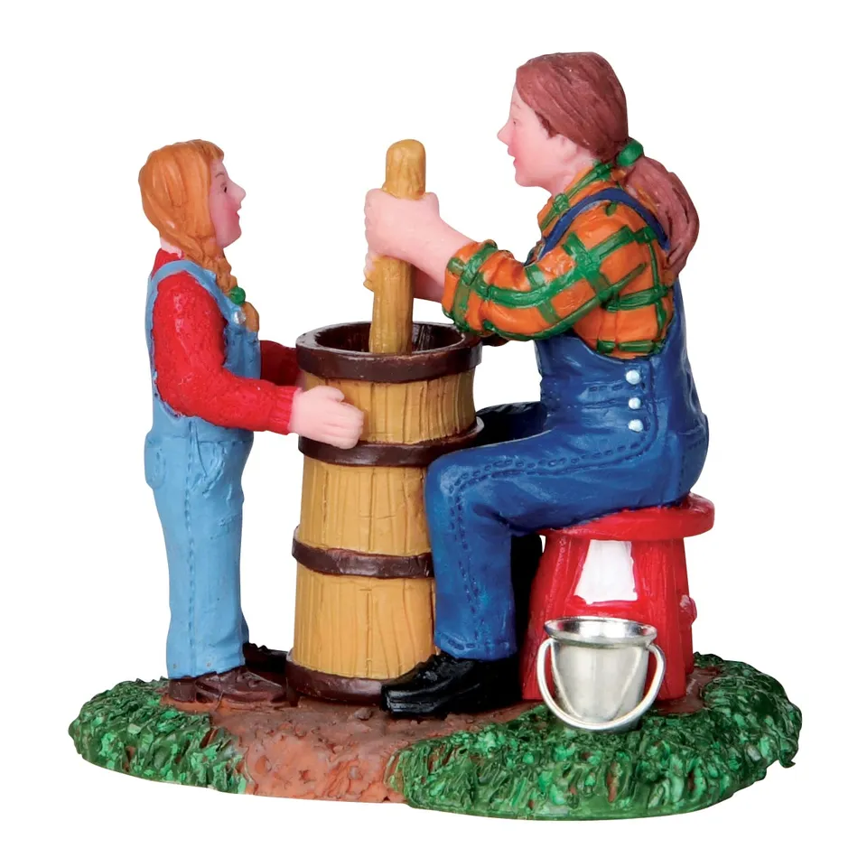 lemax-churning-butter-figurine-village-miniature-de-no-l image 1
