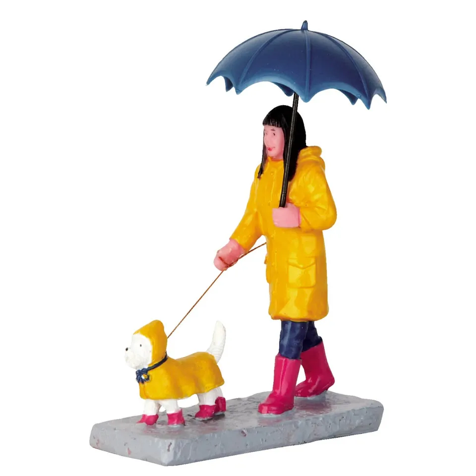 lemax-walking-in-the-rain-figurine-miniature-pour-village image 1