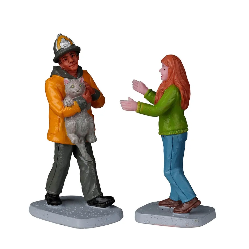 lemax-vail-village-my-hero-figurine-pompier-et-chat-7-3-cm image 1