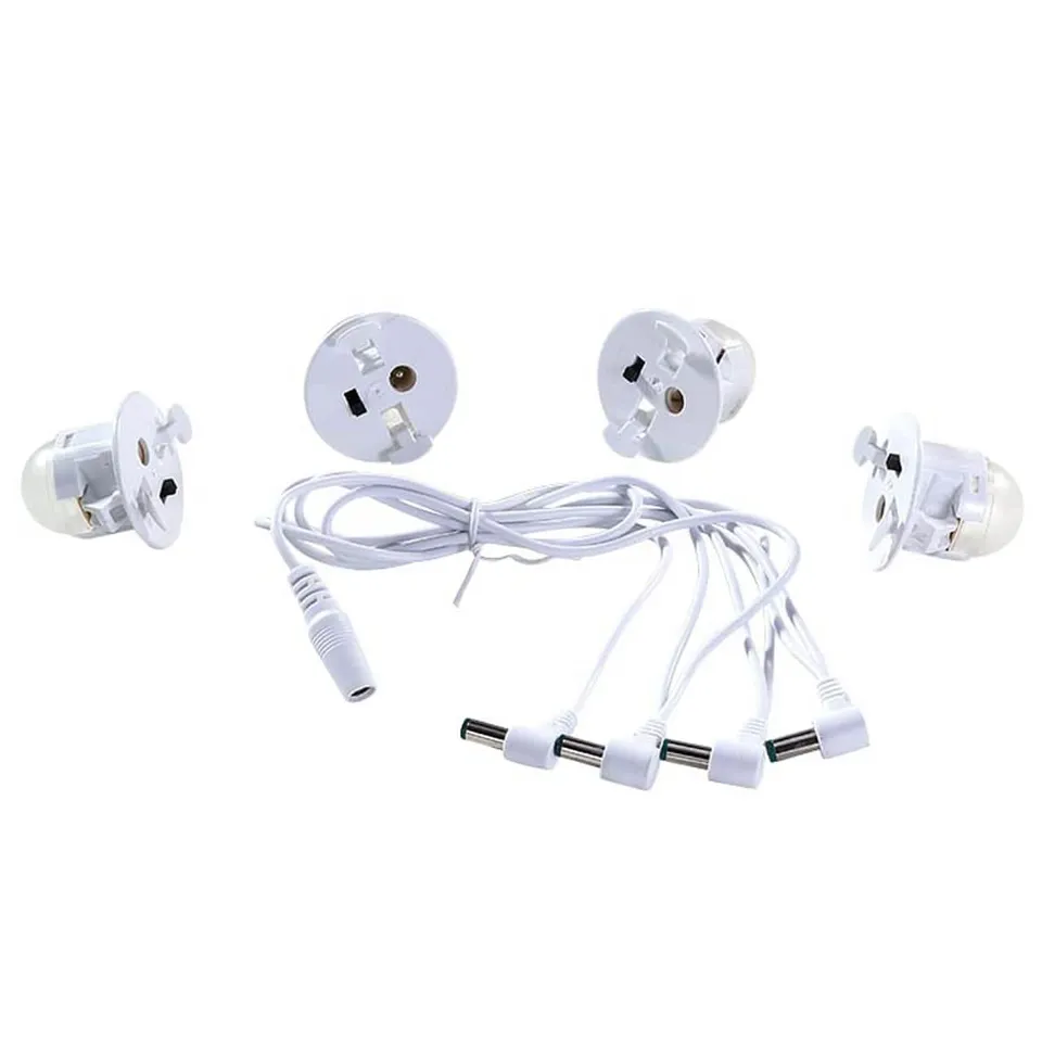 lemax-four-led-light-string-moonlander-guirlande-4-led-pour-village-miniature image 1