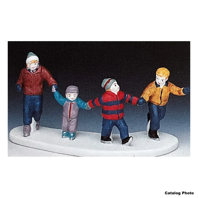 lemax-family-skating-figurine-patinage-famille-village-miniature image 1
