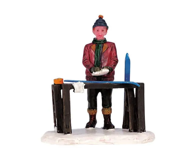 lemax-ski-waxing-figurine-sc-ne-de-ski image 1
