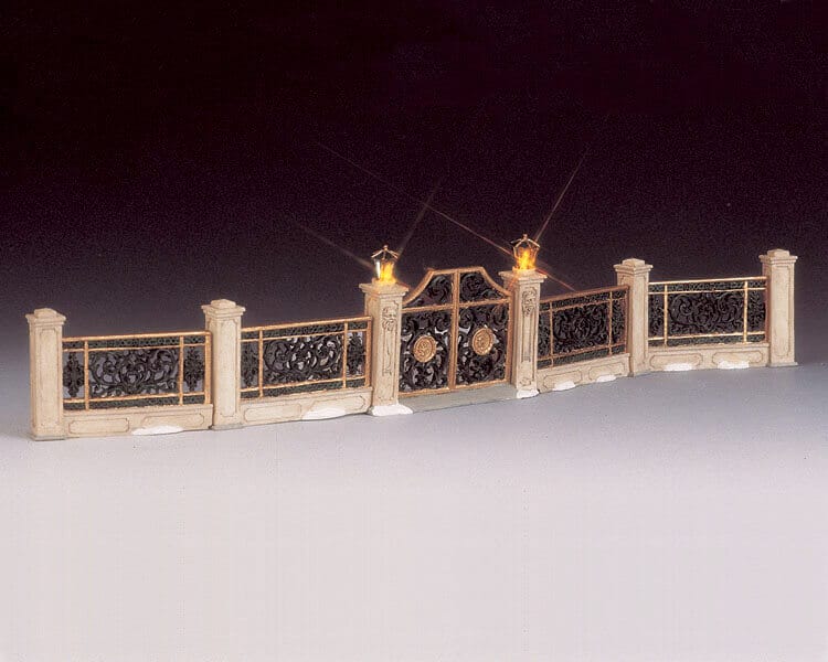 lemax-lighted-victorian-gated-fence-cl-ture-victorienne-lumineuse image 1