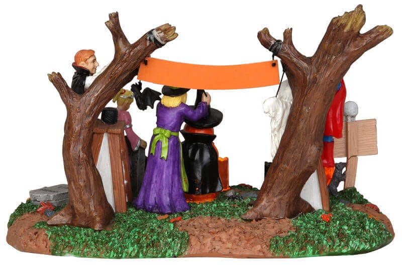 lemax-decorating-for-halloween-figurines-d-coration-halloween image 3