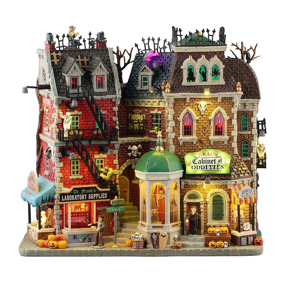 lemax-monsters-on-main-street-rue-hant-e-commerces-spooky-town image 1