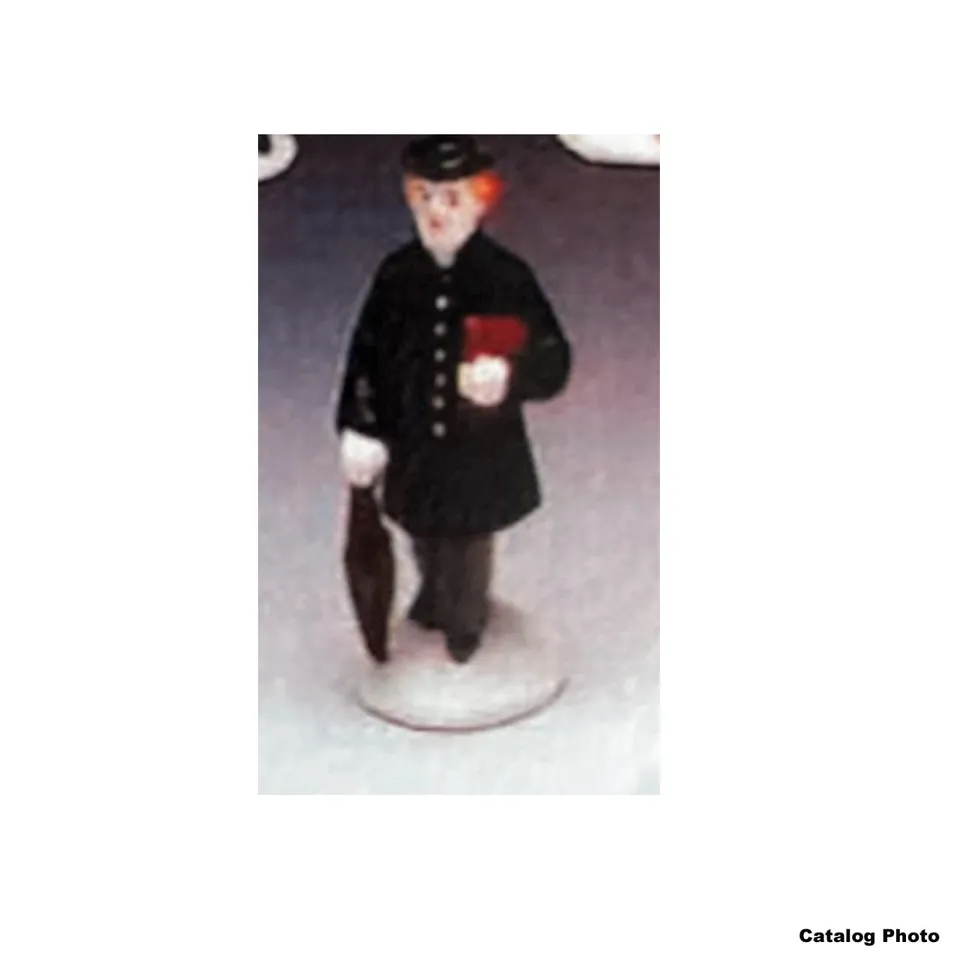 lemax-strolling-priest-figurine-miniature-pour-village-de-no-l image 1