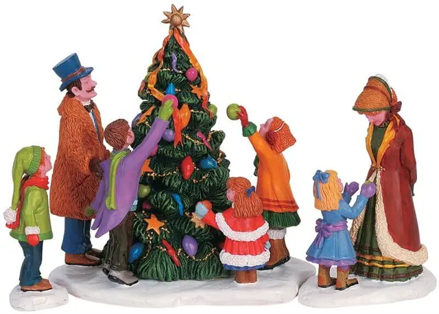 lemax-christmas-eve-set-of-3-figurines-veille-de-no-l image 1