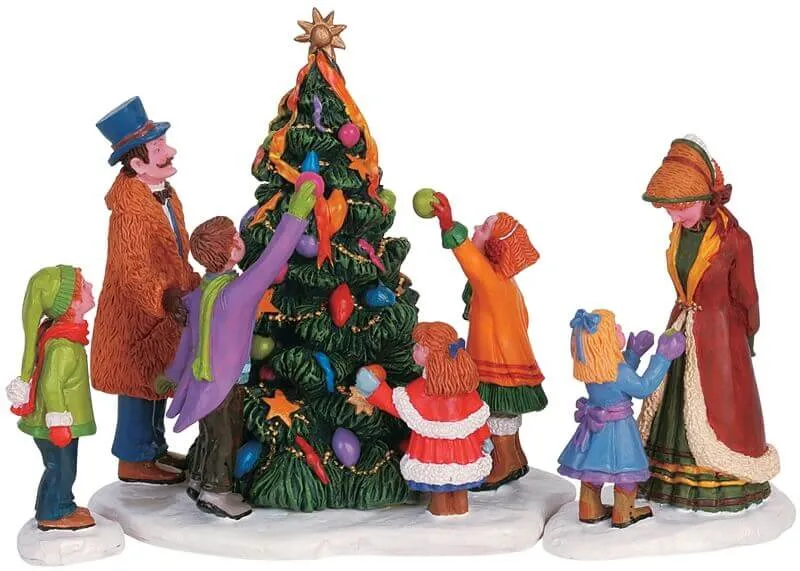 lemax-christmas-eve-set-of-3-figurines-veille-de-no-l image 1