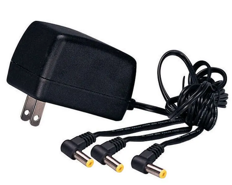 lemax-halloween-ac-power-adaptor-w-3-out-adaptateur-secteur-village image 1