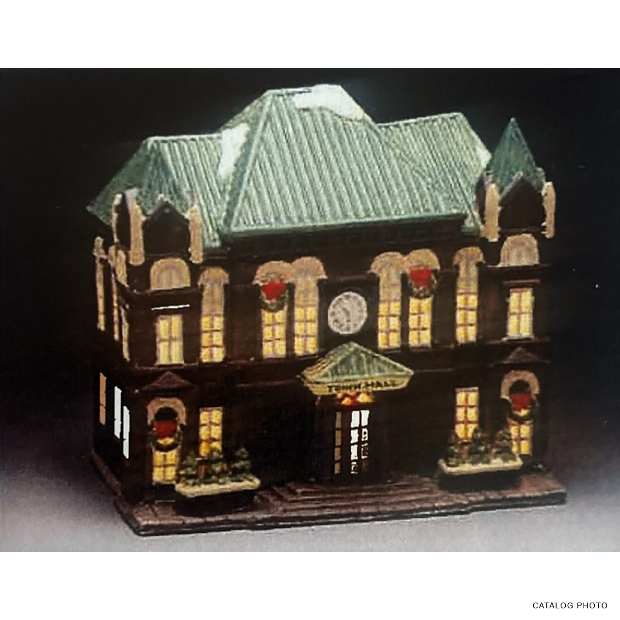 lemax-large-town-hall-mairie-de-village-miniature-lumineuse image 1