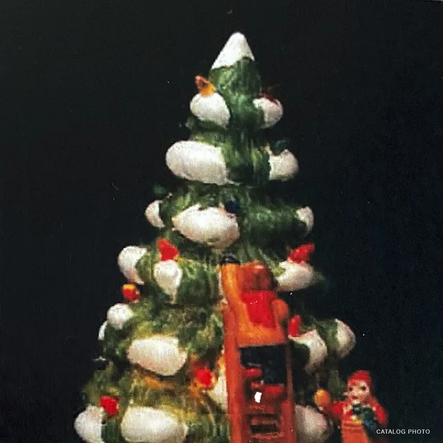 lemax-christmas-tree-sapin-de-no-l-miniature-stable image 1