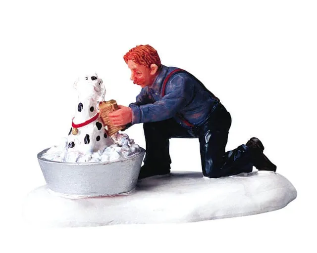 lemax-it-s-a-dog-s-life-figurine-sc-ne-chien-village-de-no-l image 1