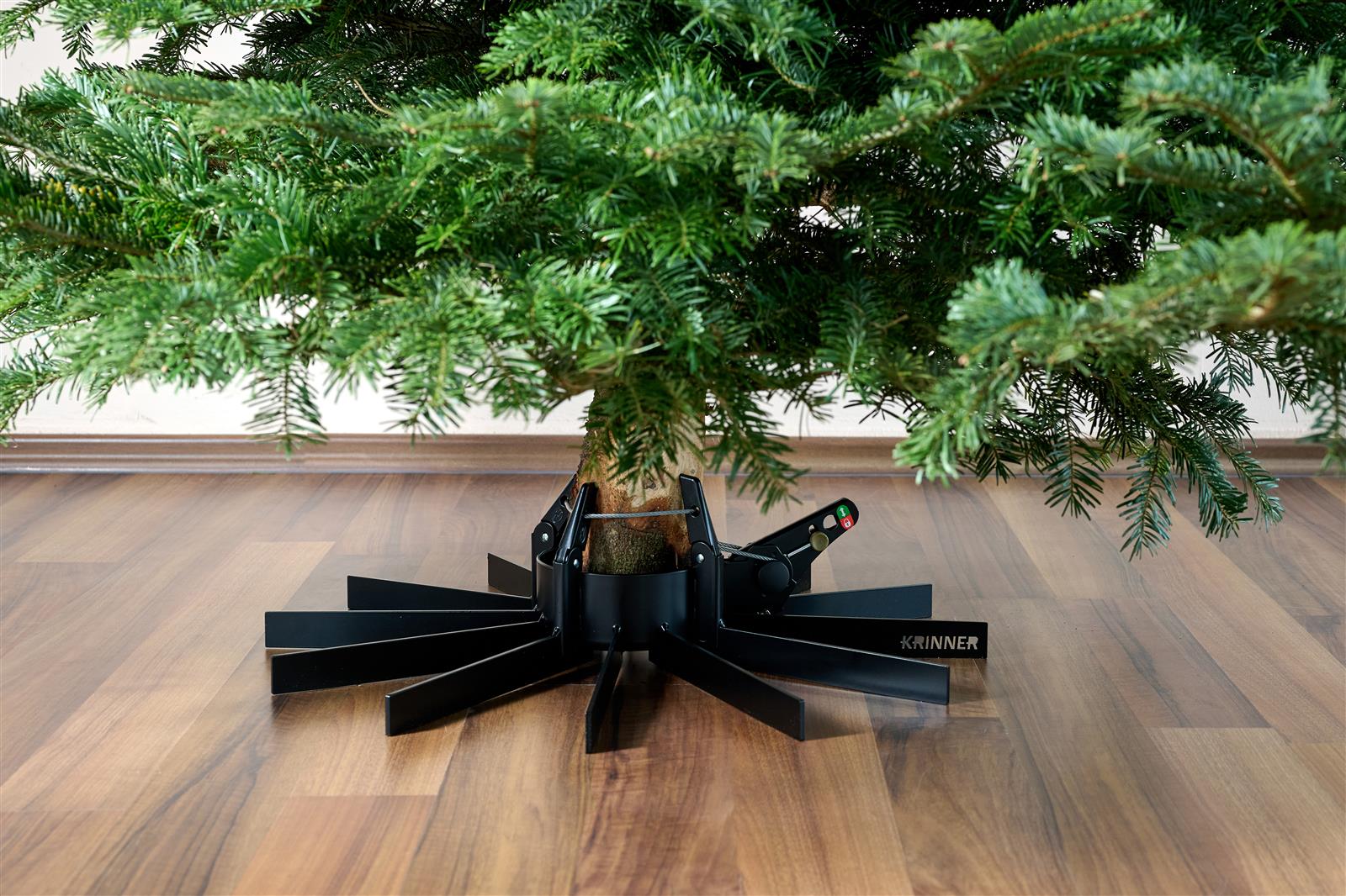 krinner-stockholm-pied-de-sapin-support-acier-pour-sapin-jusqu-3-0-m image 3