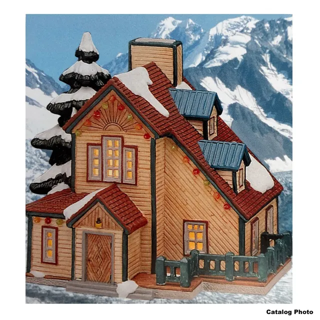 lemax-woodland-retreat-cabane-for-t-lumineuse-miniature image 1