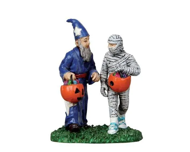 lemax-treat-hunters-figurines-halloween-pour-spooky-town image 1