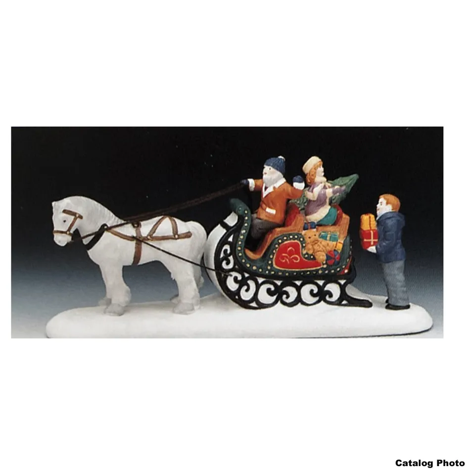 lemax-loading-the-gifts-figurine-village-miniature-de-no-l image 1