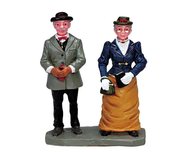 lemax-sunday-meeting-figurine-sc-ne-village-miniature image 1