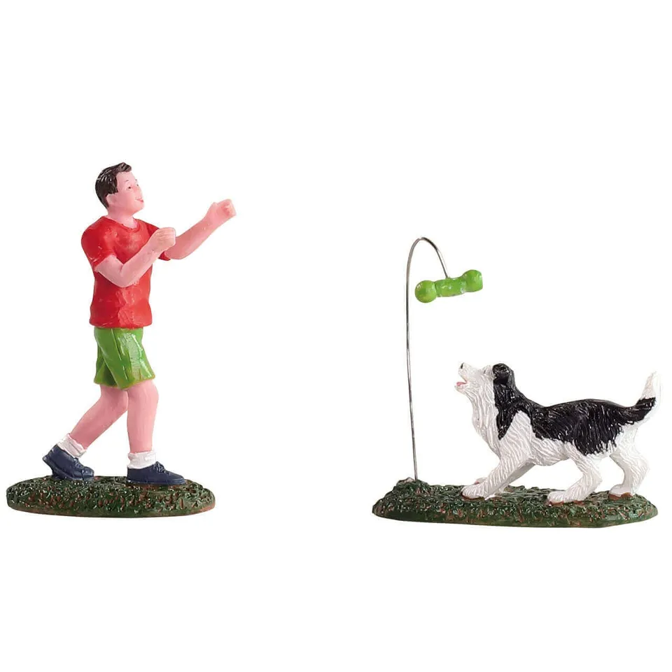 lemax-game-of-fetch-figurine-chien-et-enfant-miniature image 1