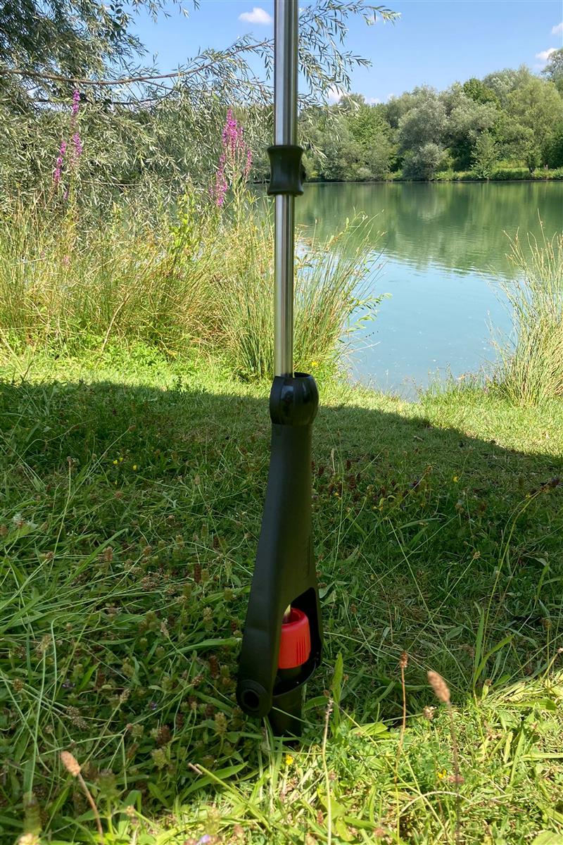 krinner-vario-drill-noir-support-parasol-visser image 7