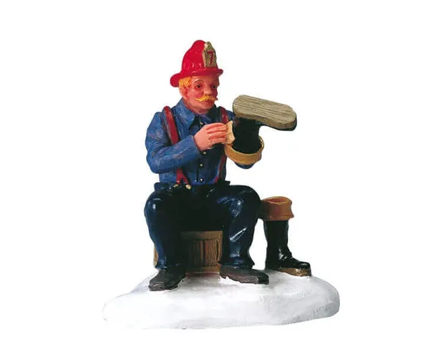 lemax-shine-those-boots-figurine-cireur-de-chaussures image 1