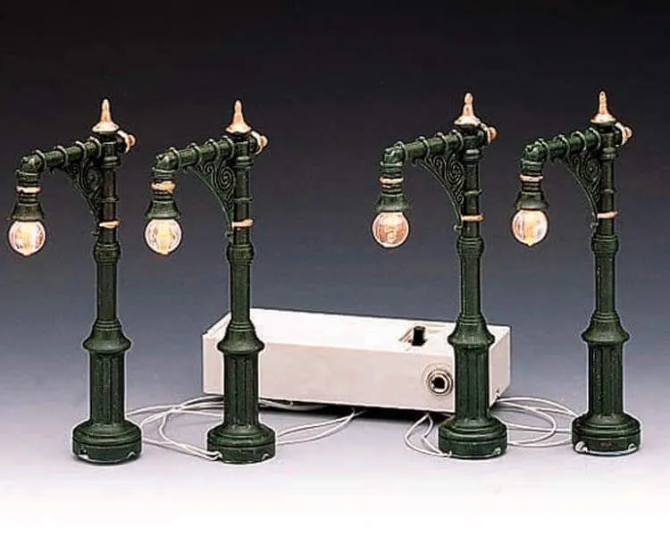 lemax-4-victorian-street-lamp-lot-de-4-lampadaires-miniatures-lumineux image 1
