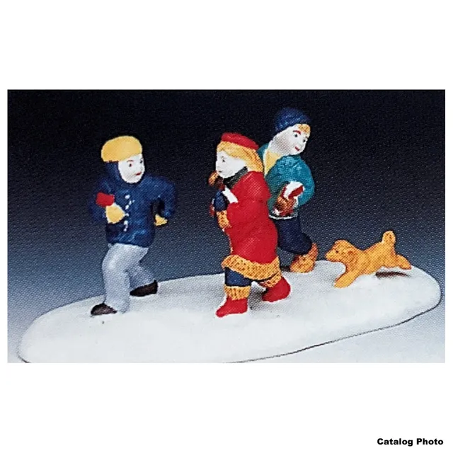 lemax-school-children-running-figurines-coliers-qui-courent-village image 1