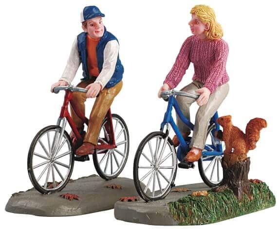 lemax-romantic-bike-ride-set-of-2-figurines-couple-v-lo image 2