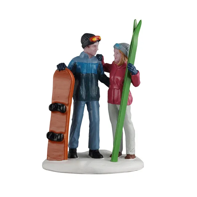 lemax-winter-date-figurine-couple-en-luge-d-hiver image 1