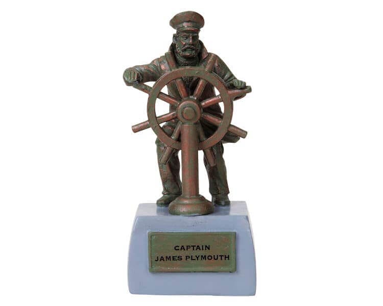 lemax-sea-captain-statue-statue-miniature-village-de-no-l image 2