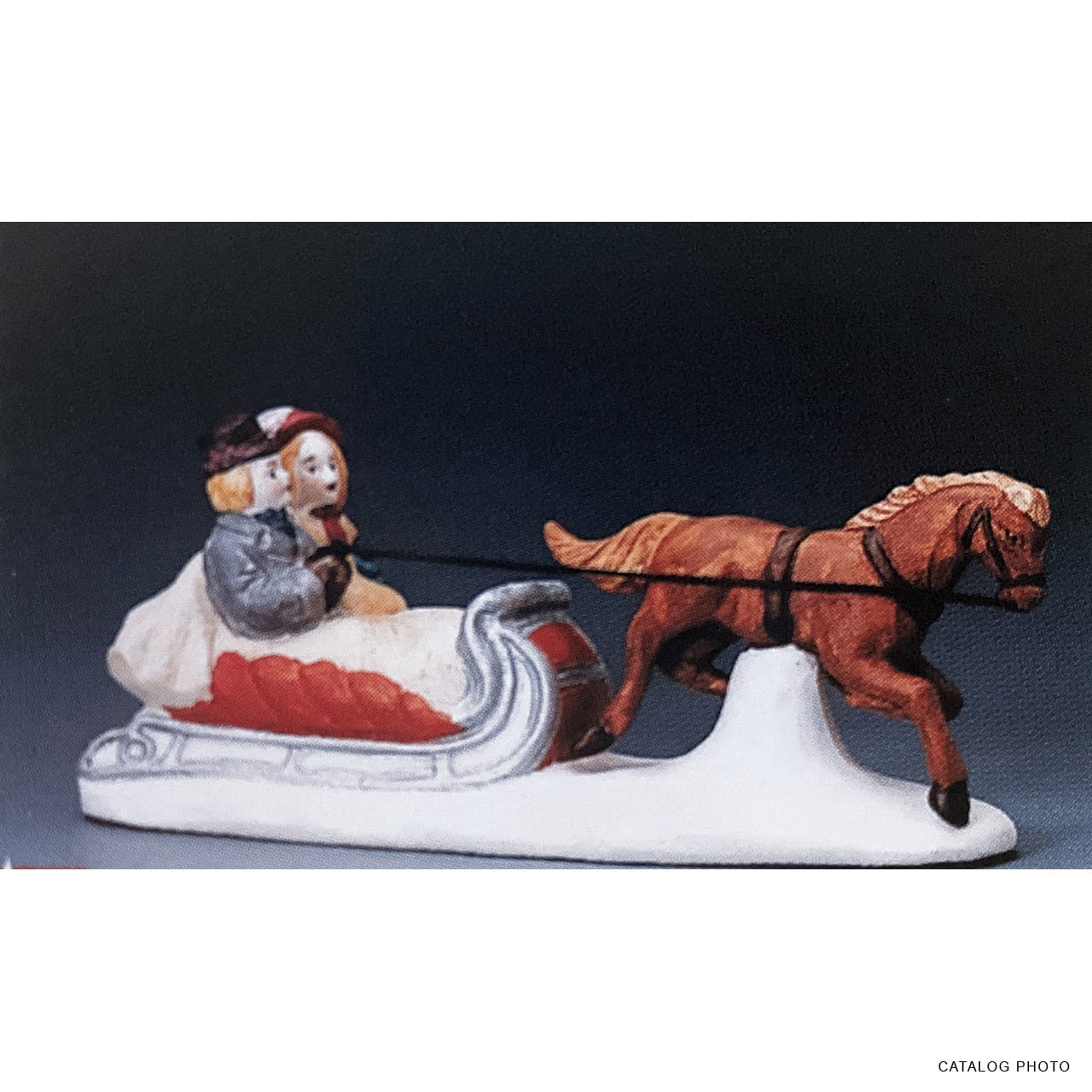 lemax-horse-and-sleigh-cheval-et-tra-neau-miniature image 1