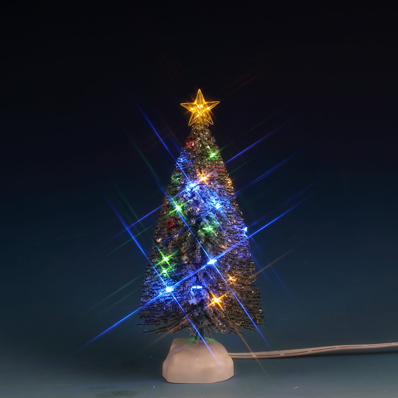 lemax-multi-light-evergreen-tree-medium-sapin-lumineux-moyen image 2