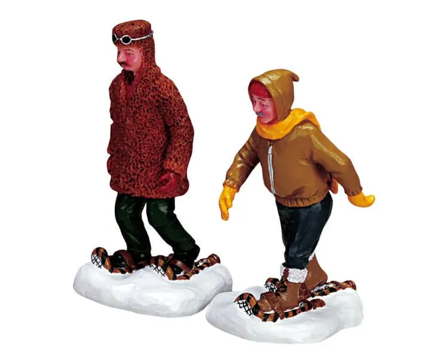 lemax-rugged-snowshoers-figurines-raquettes-neige-hiver image 1