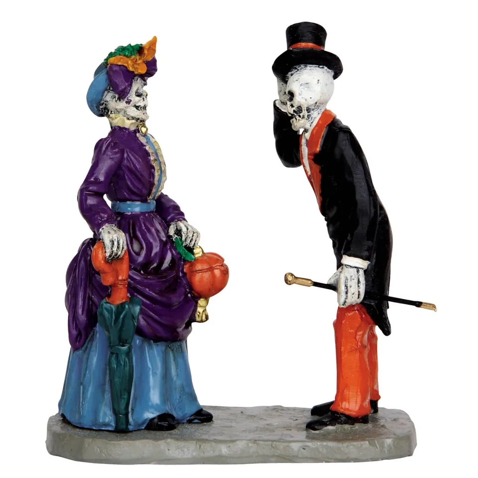 lemax-evening-promenade-figurines-couple-miniature image 1