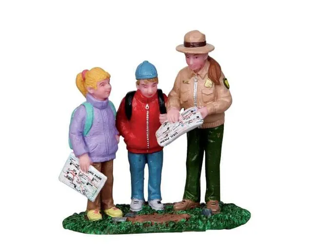 lemax-help-from-the-park-ranger-figurine-ranger-village-de-no-l image 1