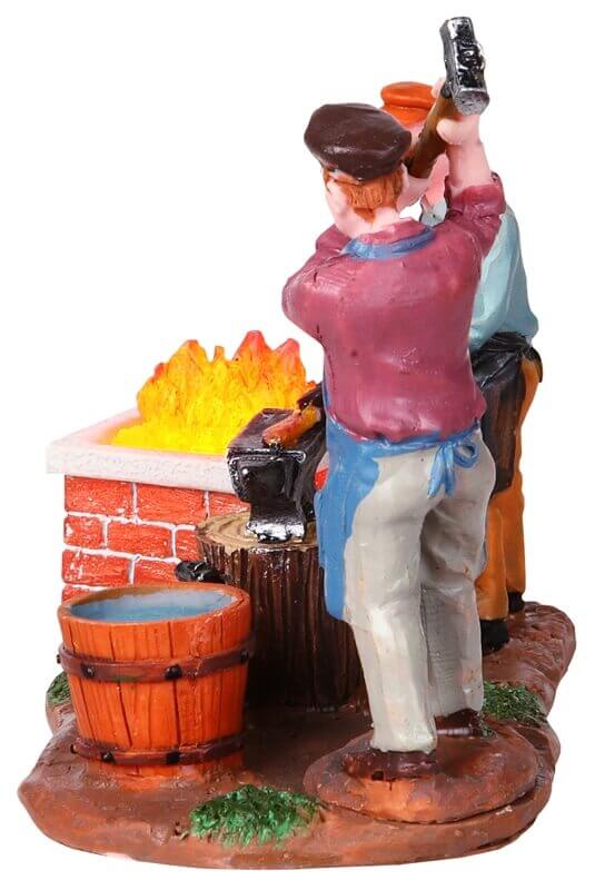 lemax-blacksmiths-forgerons-figurines-village image 2