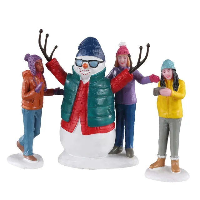 lemax-snowman-selfie-figurine-hiver-vail-village image 1