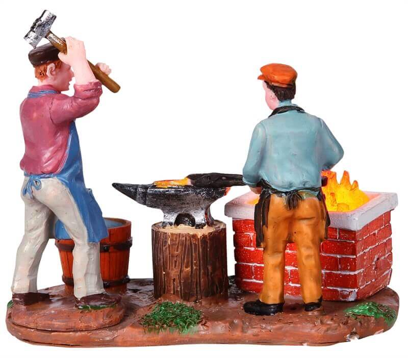 lemax-blacksmiths-forgerons-figurines-village image 3