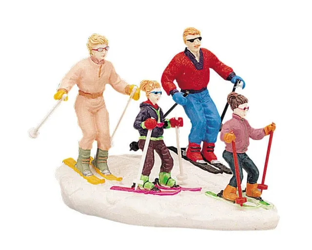 lemax-family-ski-along-figurines-ski-village-de-no-l image 1
