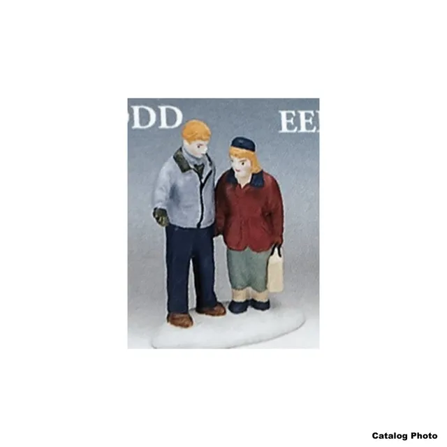 lemax-couple-shopping-figurines-couple-miniature-pour-village image 1