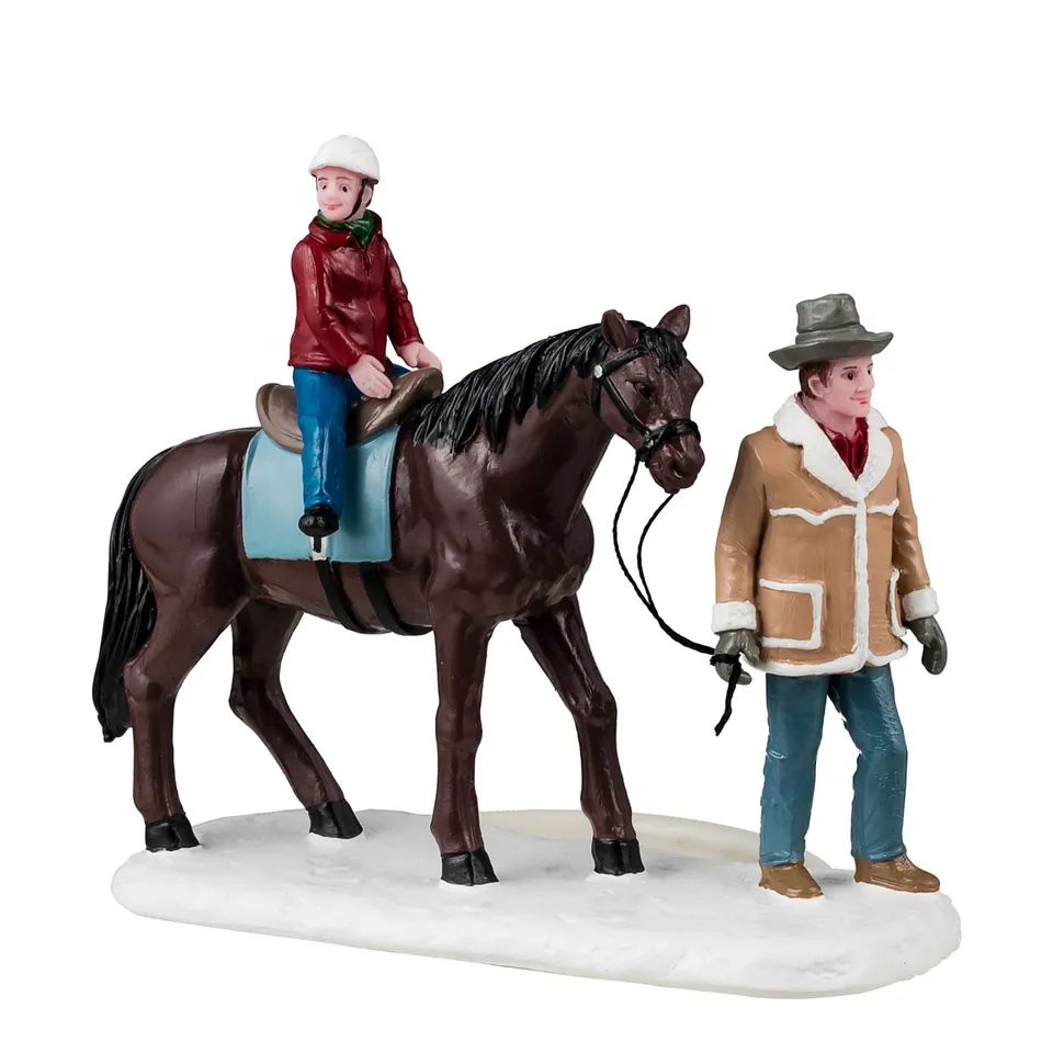 lemax-happy-trails-figurines-couple-cheval-vail-village image 1