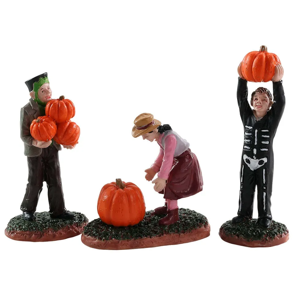 lemax-pumpkin-pickers-figurine-cueilleurs-de-citrouilles-spooky-town image 1
