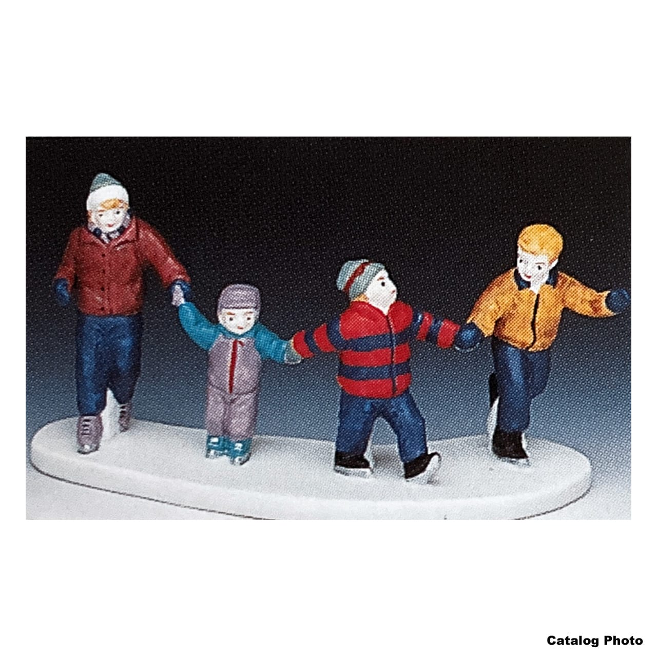 lemax-family-skating-figurine-patinage-famille-village-miniature image 1