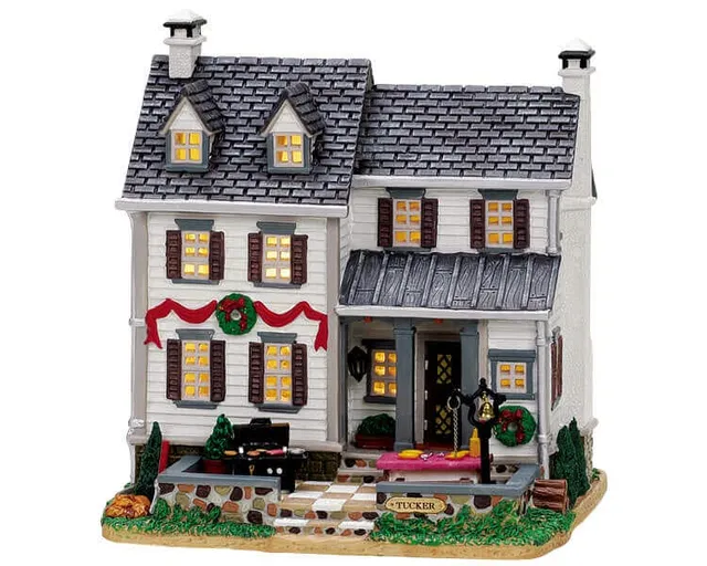 lemax-the-tucker-farm-house-maison-de-ferme-miniature image 1