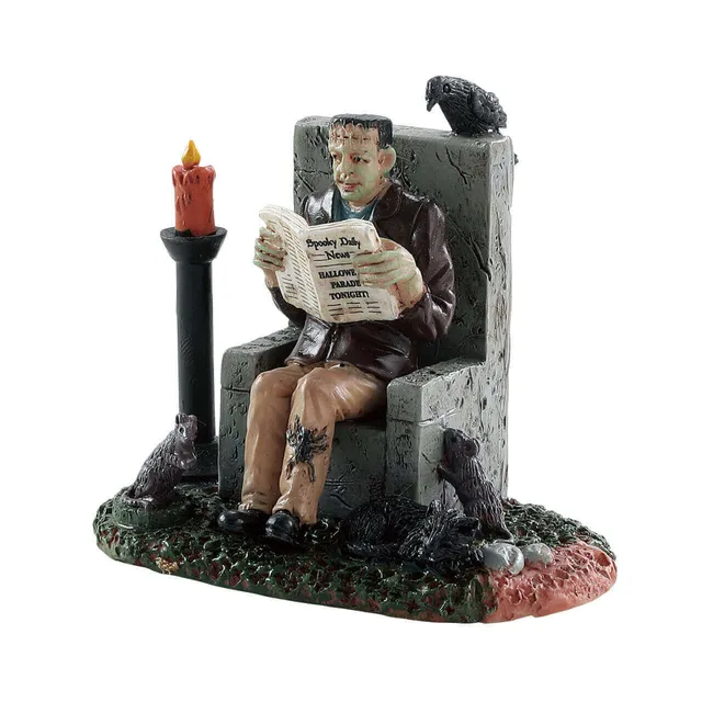 lemax-spooky-town-monster-reading-spooky-news-monstre-avec-journal image 1