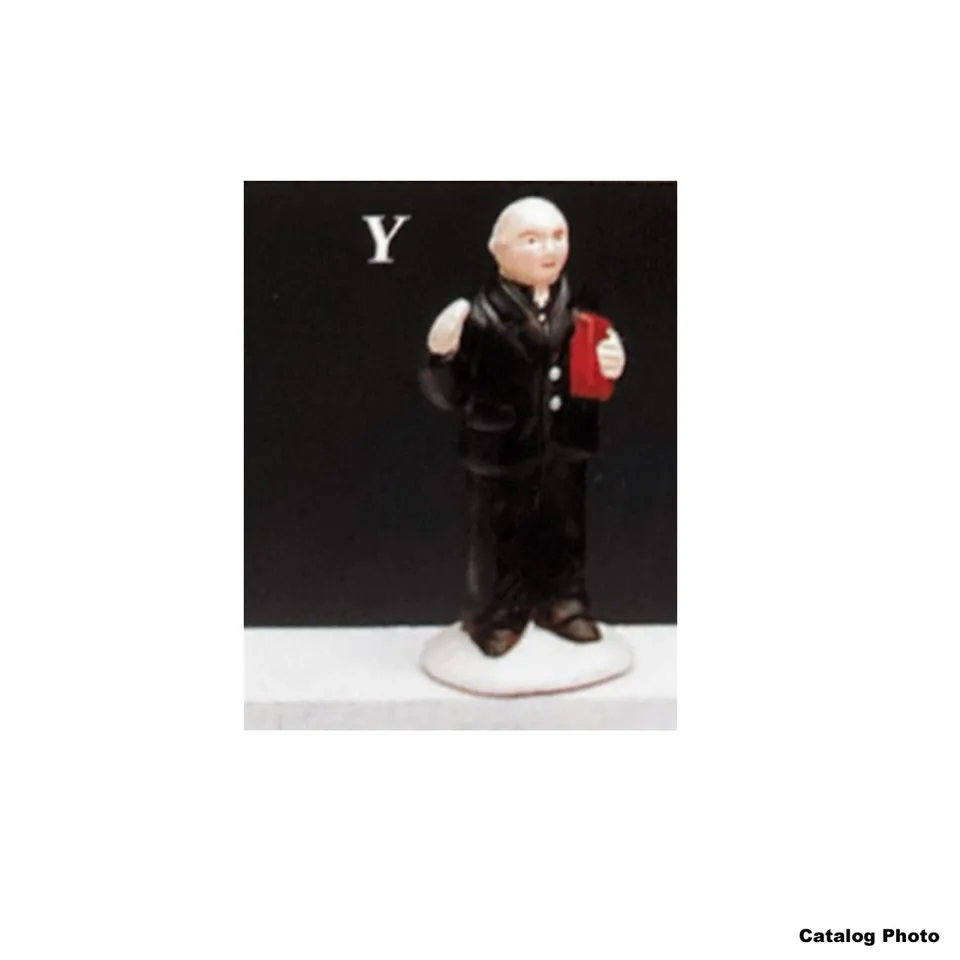 lemax-the-priest-figurine-pr-tre-miniature-village image 1