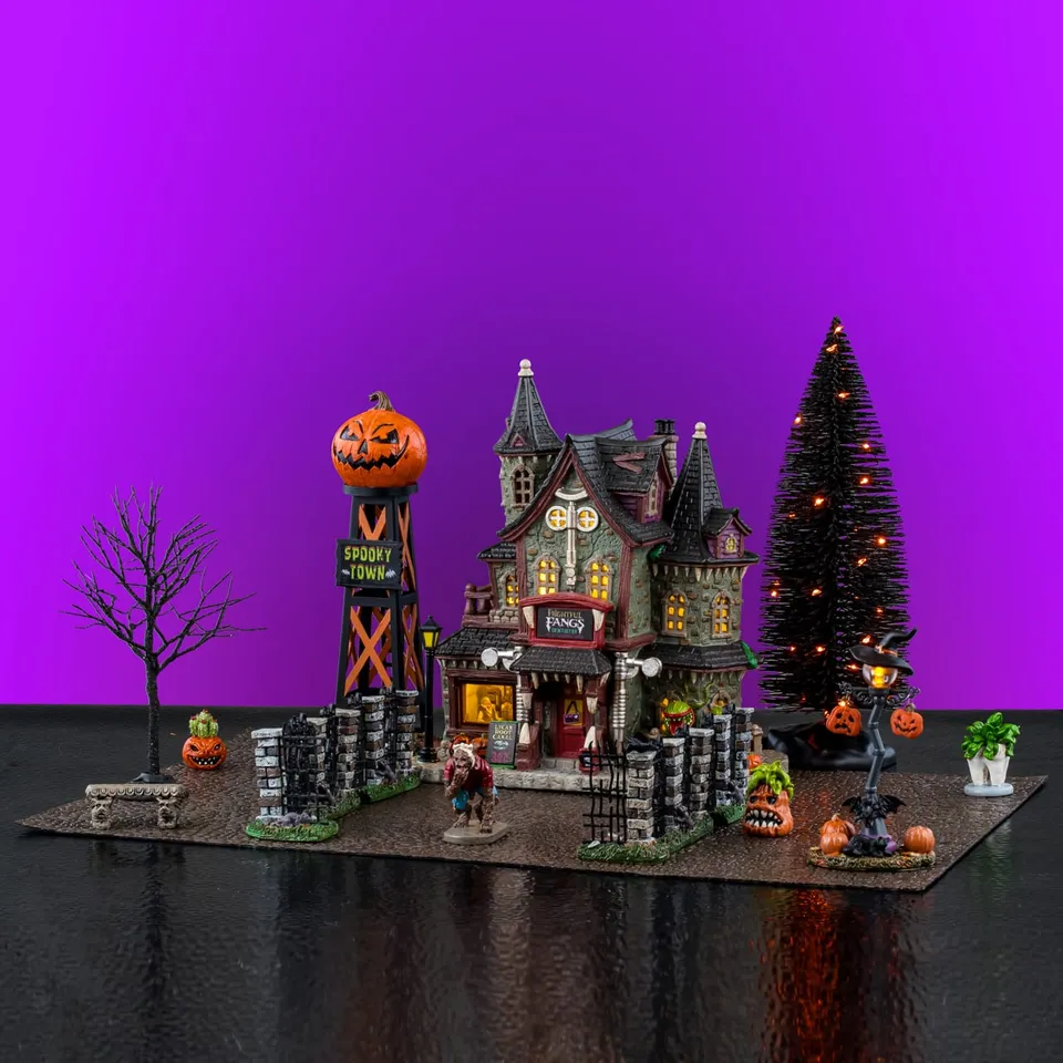 lemax-frightful-fangs-dentistry-set-set-complet-dentisterie-hant-e-spooky-town image 1