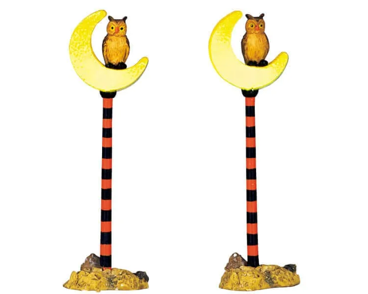 lemax-crescent-moon-street-lamp-r-verb-re-lumineux image 1
